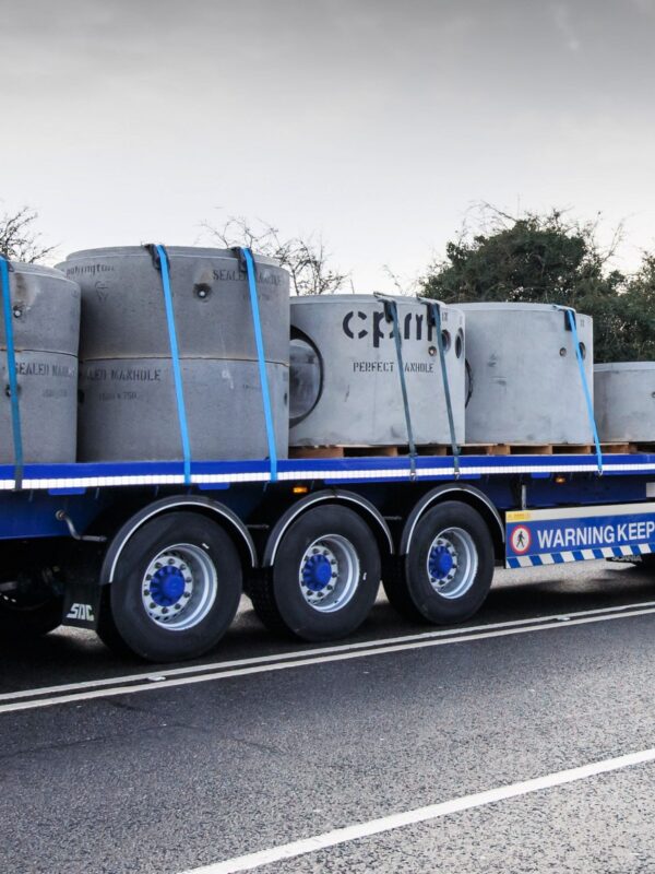 flatbed wst-concrete-pipes_copy.jpg_edit_